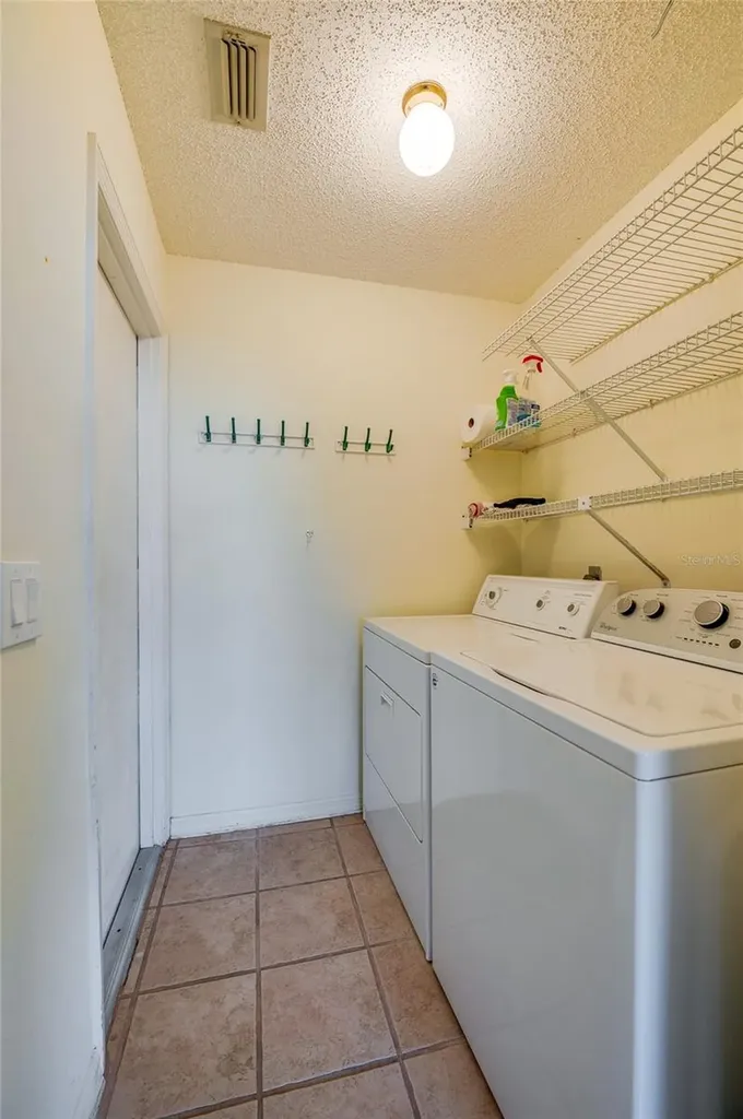 203 Live Oak Court Lake Mary FL 32746