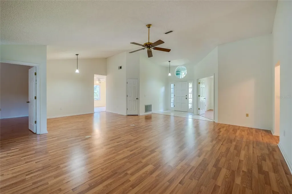 203 Live Oak Court Lake Mary FL 32746
