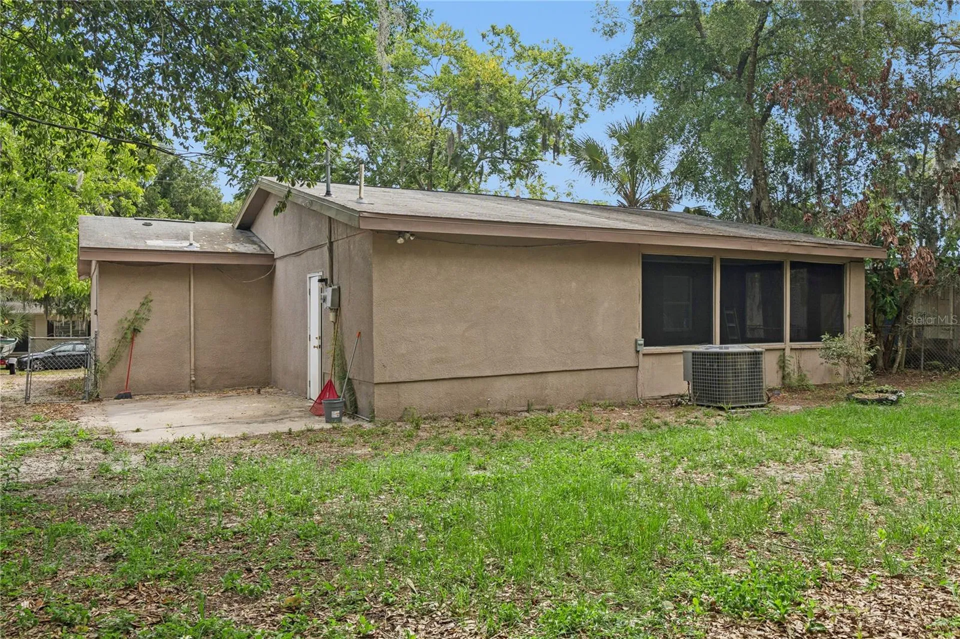 540 Colfax Drive Daytona Beach FL 32114