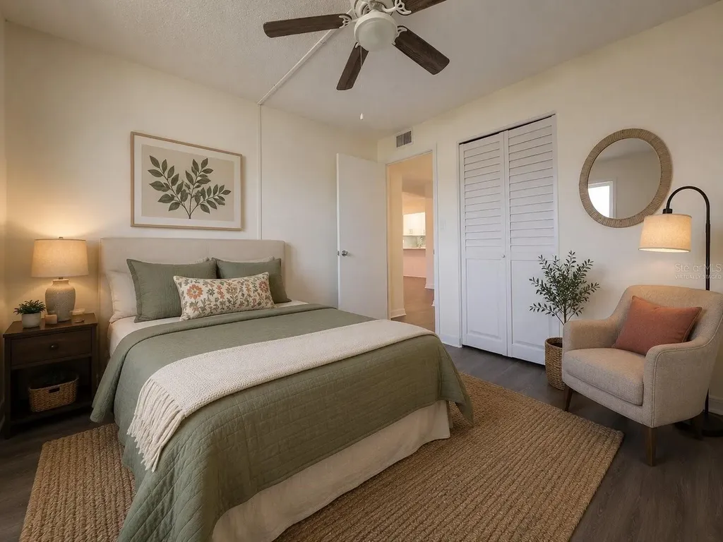 4880 Locust St. NE St Petersburg FL 33703