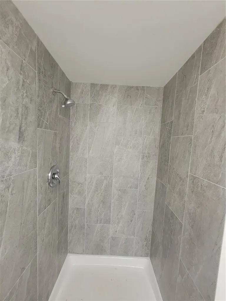4880 Locust St. NE St Petersburg FL 33703