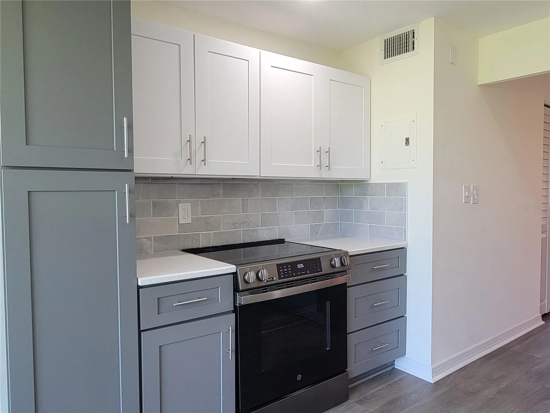 4880 Locust St. NE St Petersburg FL 33703