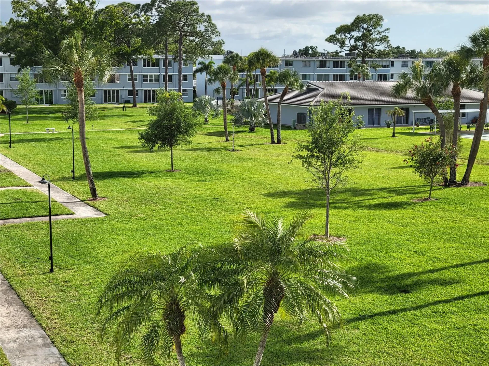 4880 Locust St. NE St Petersburg FL 33703