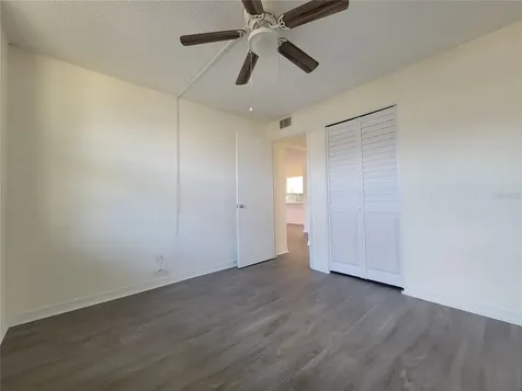 4880 Locust St. NE St Petersburg FL 33703