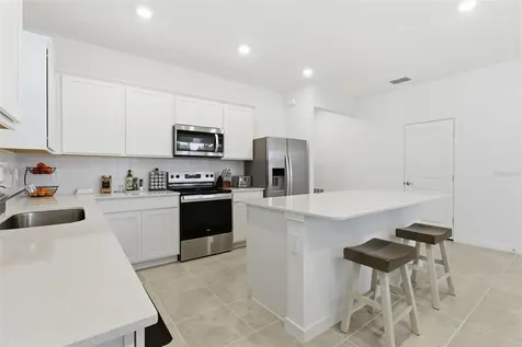 9738 Redwood Heights Loop Thonotosassa FL 33592