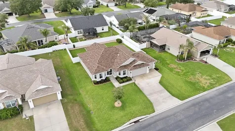 5151 NE 121st Avenue Oxford FL 34484