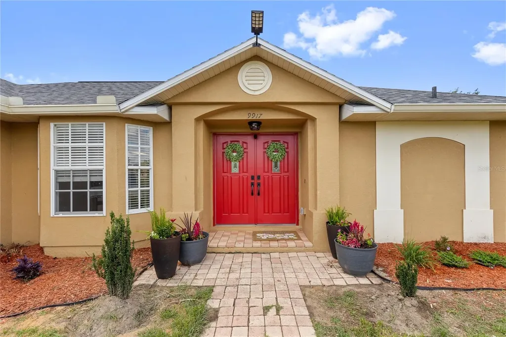 9917 Nelson Road Dade City FL 33525