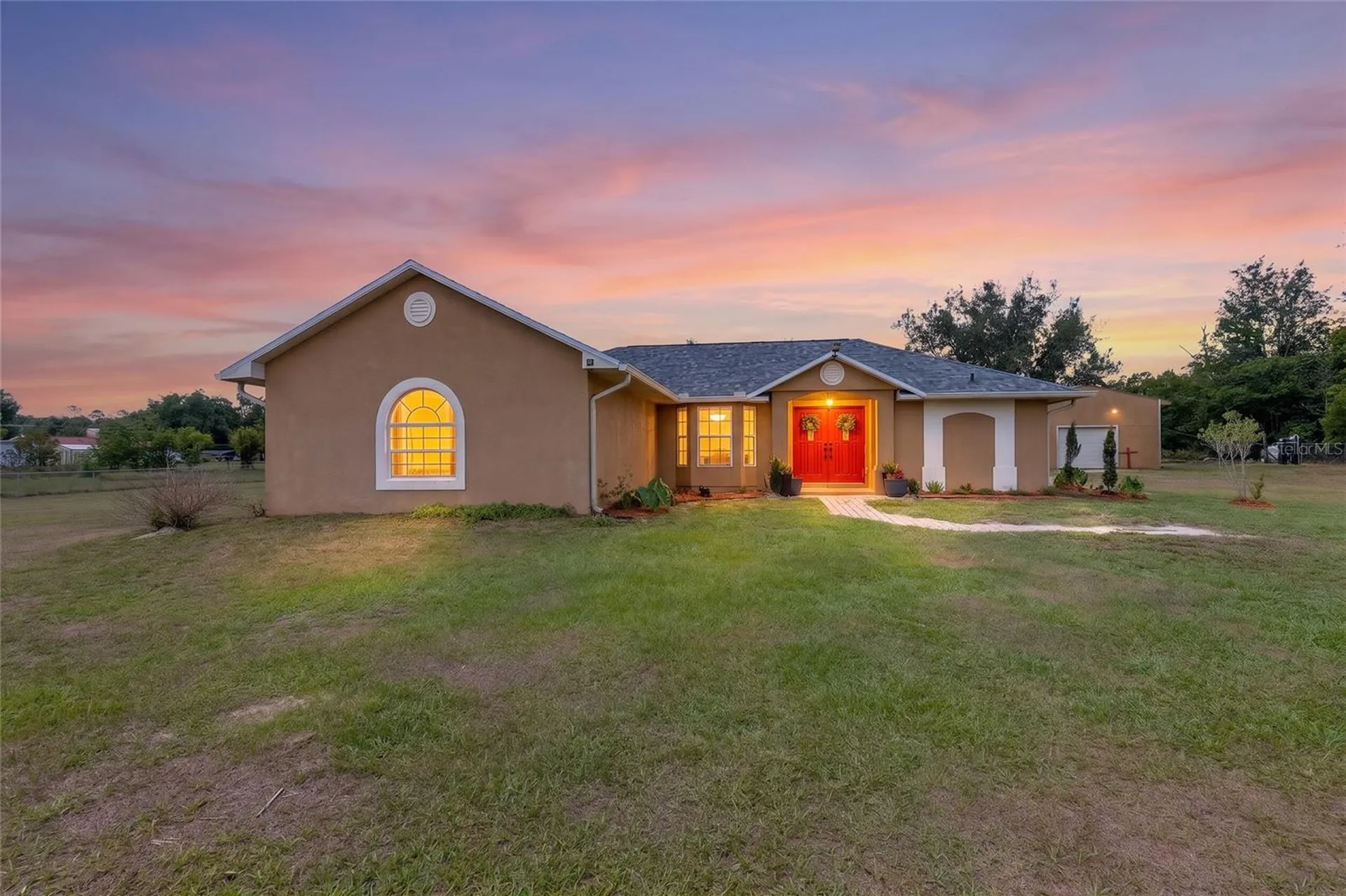 9917 Nelson Road Dade City FL 33525
