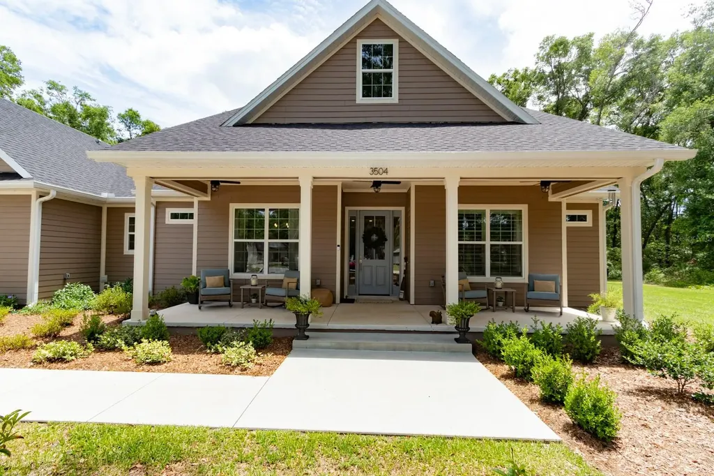 3504 Dunstable Drive Deland FL 32720