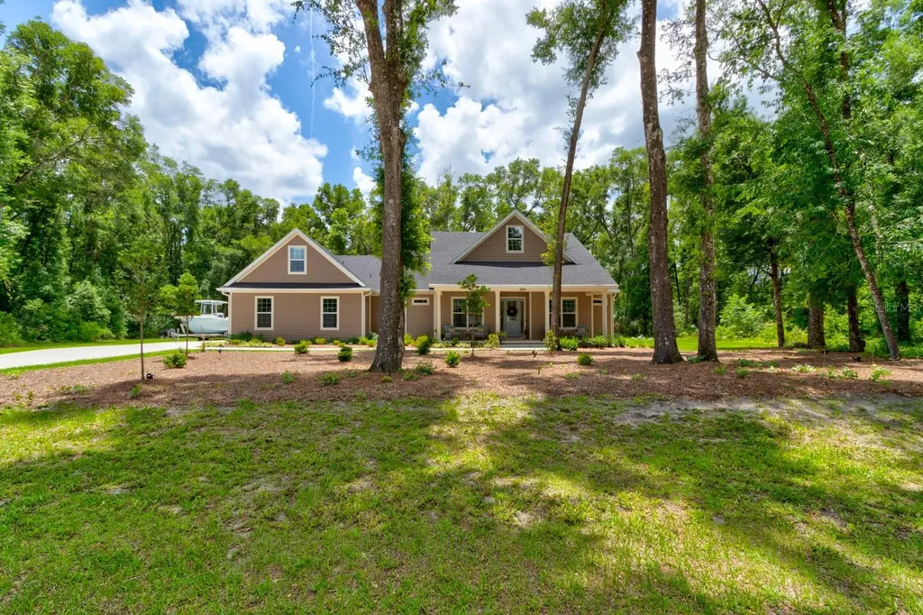 3504 Dunstable Drive Deland FL 32720