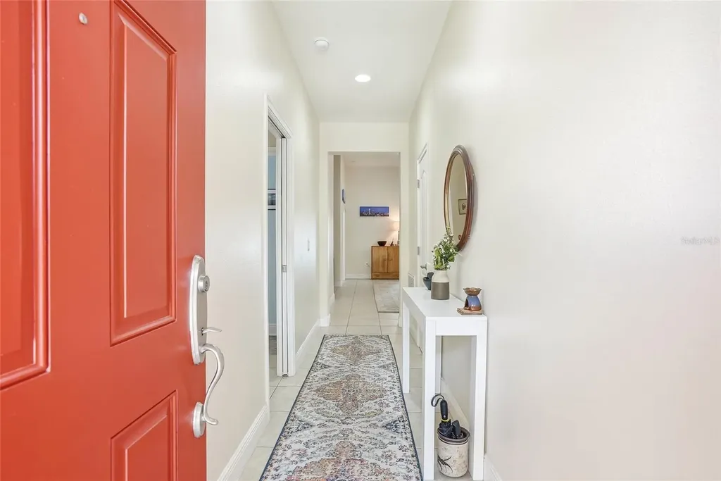 2906 W Douglas Street Tampa FL 33607