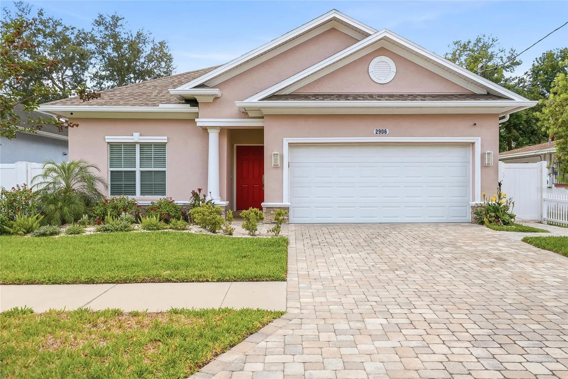 2906 W Douglas Street Tampa FL 33607