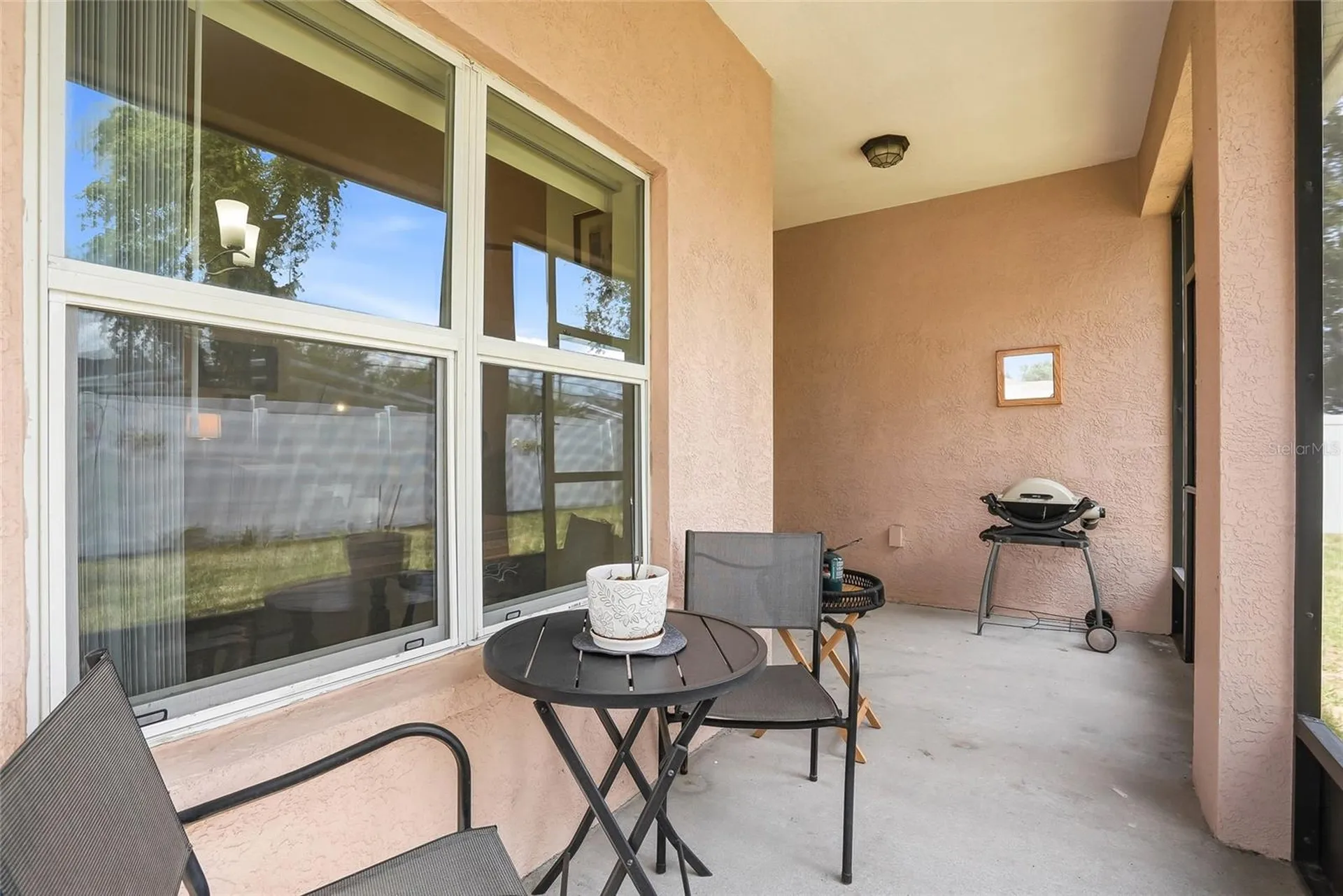 2906 W Douglas Street Tampa FL 33607