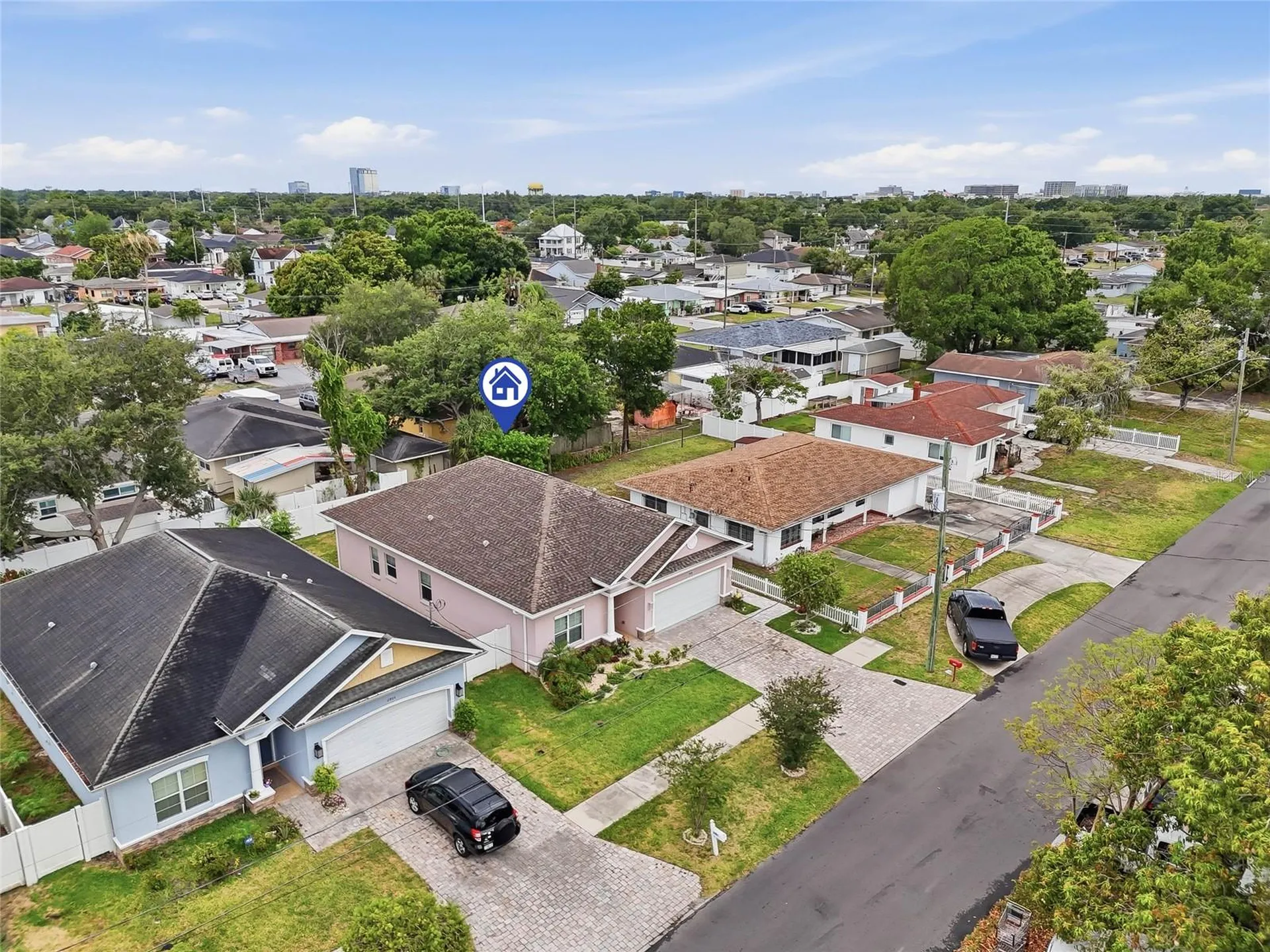 2906 W Douglas Street Tampa FL 33607