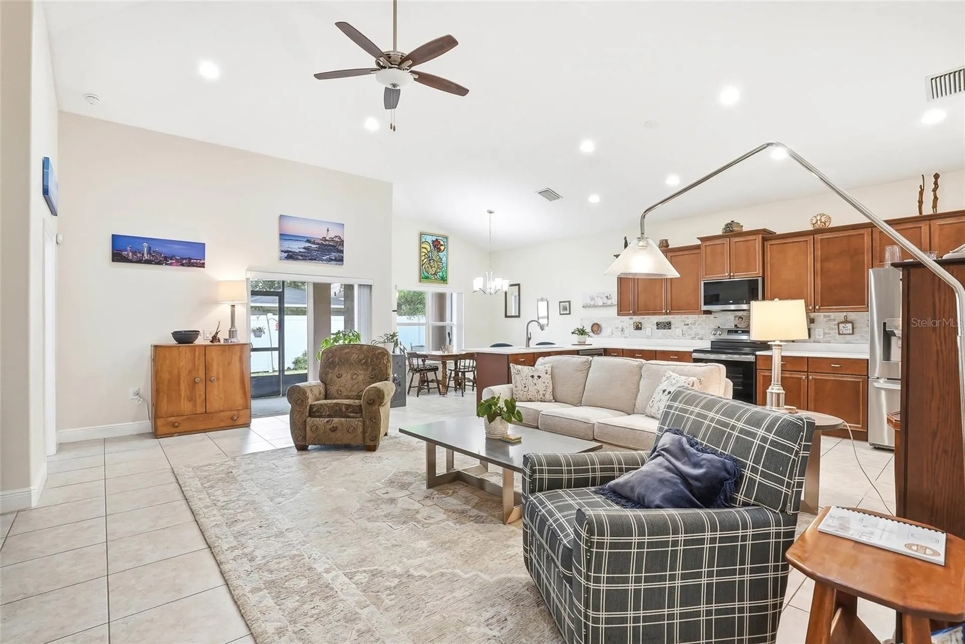 2906 W Douglas Street Tampa FL 33607