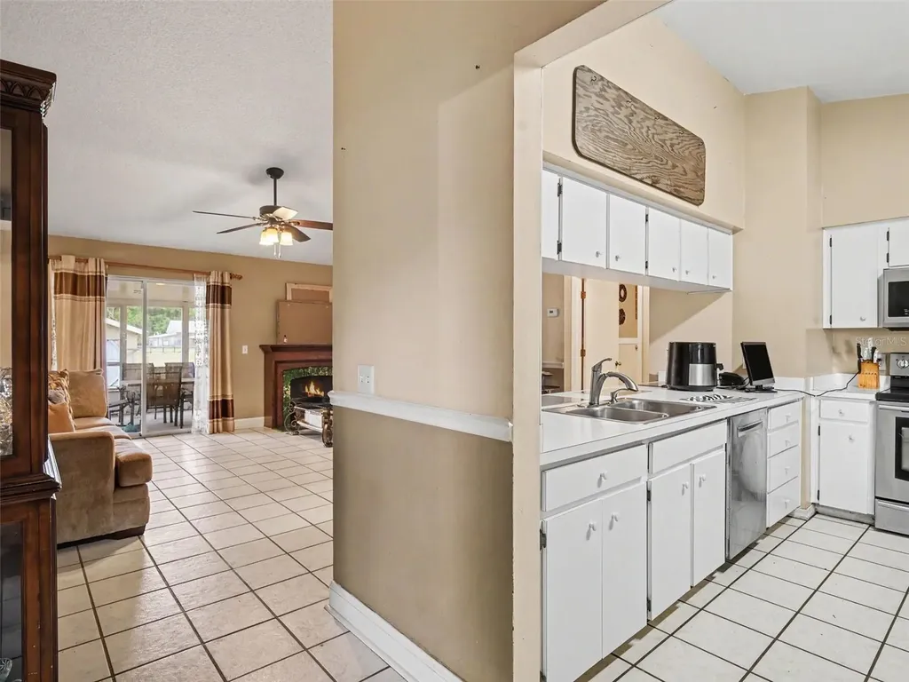 5753 Southwind Drive Mulberry FL 33860