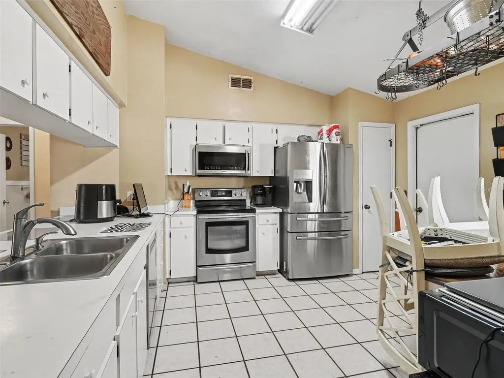 5753 Southwind Drive Mulberry FL 33860