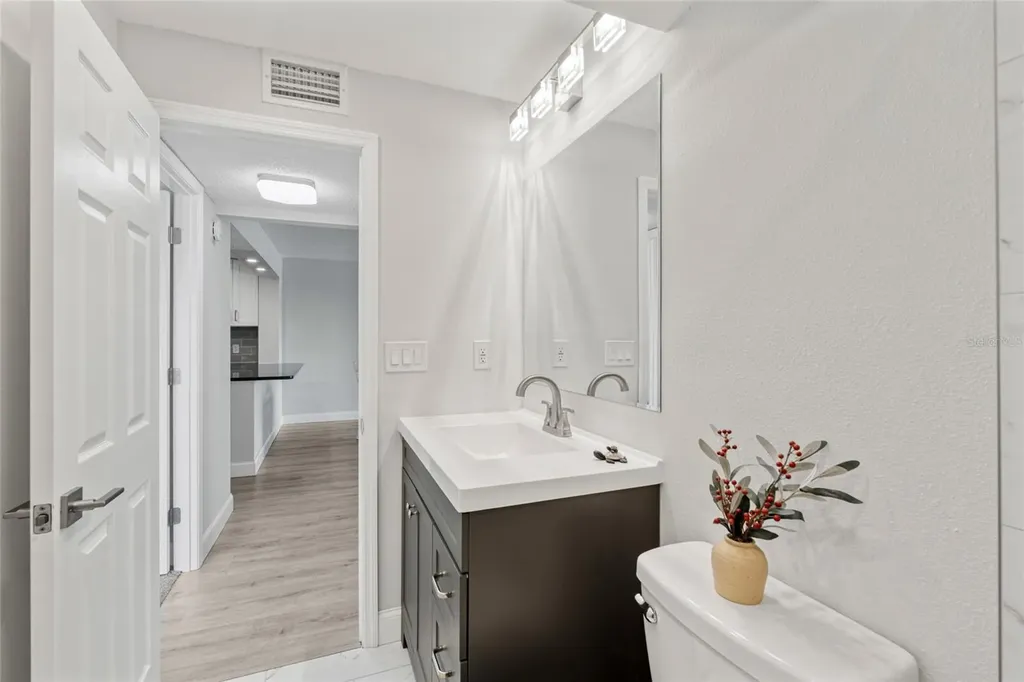 51 Island Way Clearwater Beach FL 33767