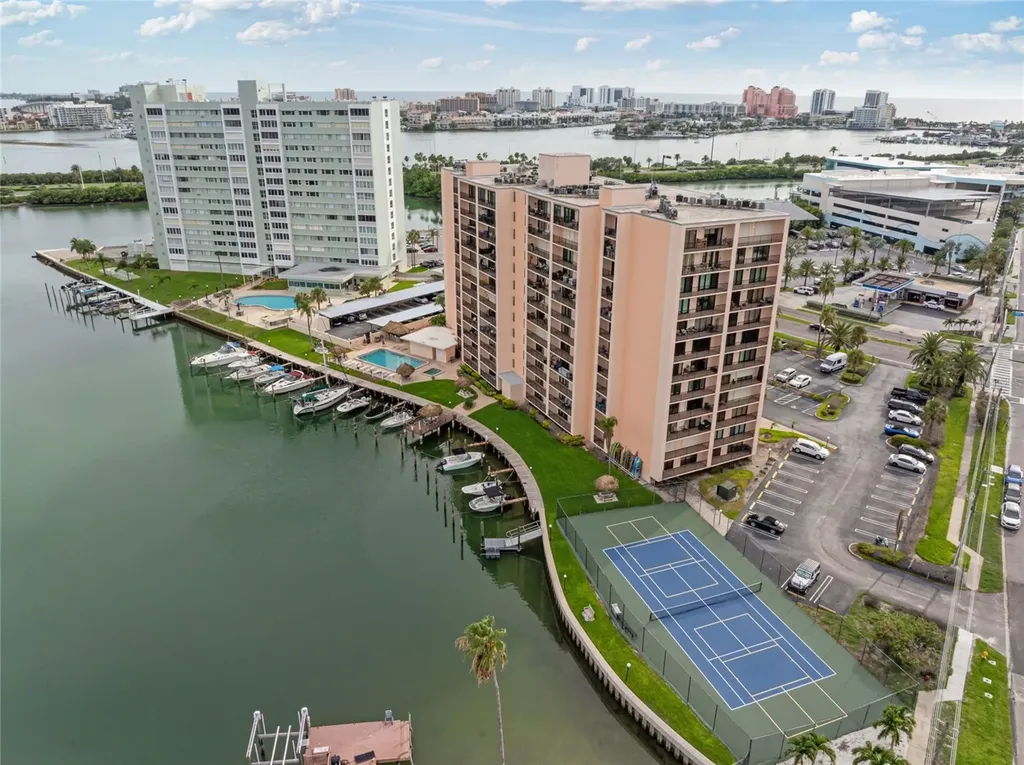 51 Island Way Clearwater Beach FL 33767