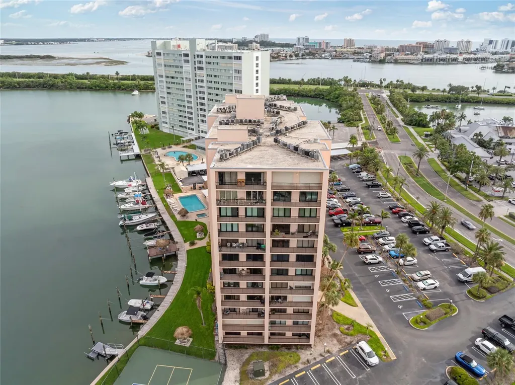 51 Island Way Clearwater Beach FL 33767
