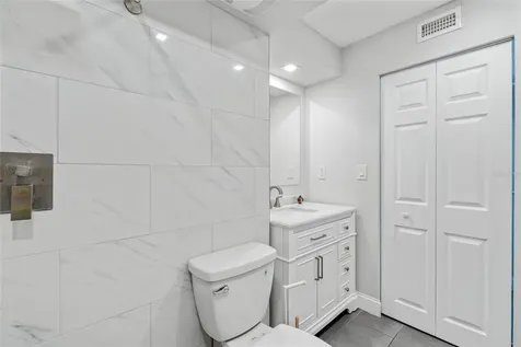 51 Island Way Clearwater Beach FL 33767