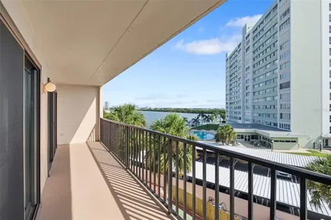 51 Island Way Clearwater Beach FL 33767