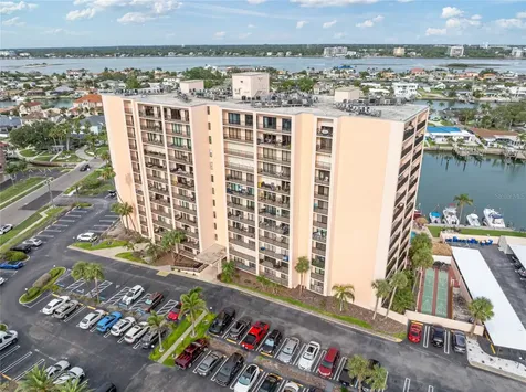 51 Island Way Clearwater Beach FL 33767