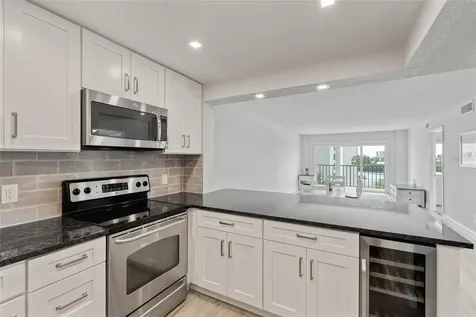 51 Island Way Clearwater Beach FL 33767
