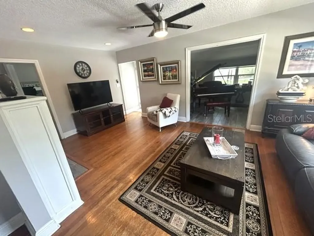 428 Altaloma Avenue Orlando FL 32803