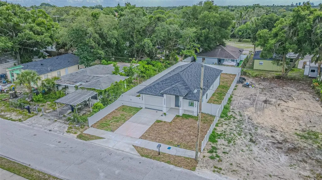 1007 E Eskimo Avenue Tampa FL 33604