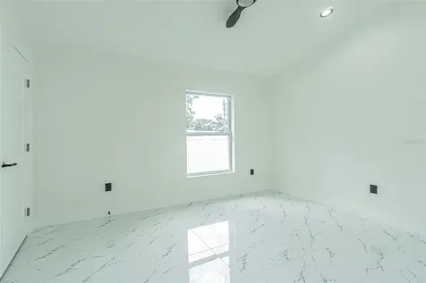 1007 E Eskimo Avenue Tampa FL 33604