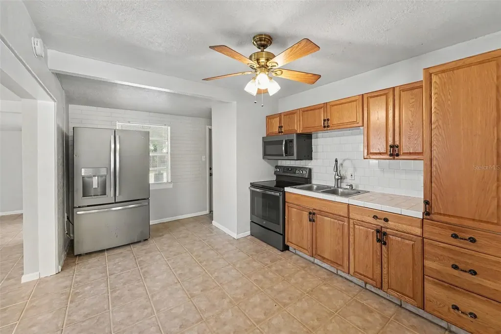 7062 47th Street N Pinellas Park FL 33781