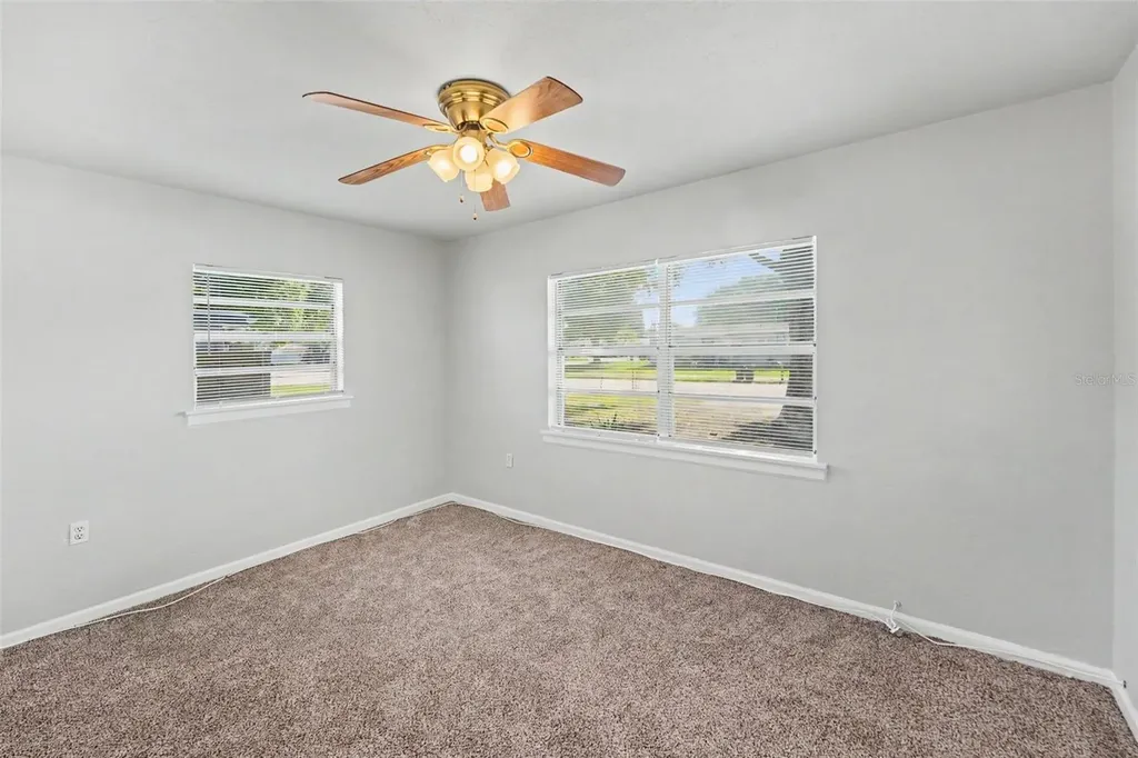 7062 47th Street N Pinellas Park FL 33781