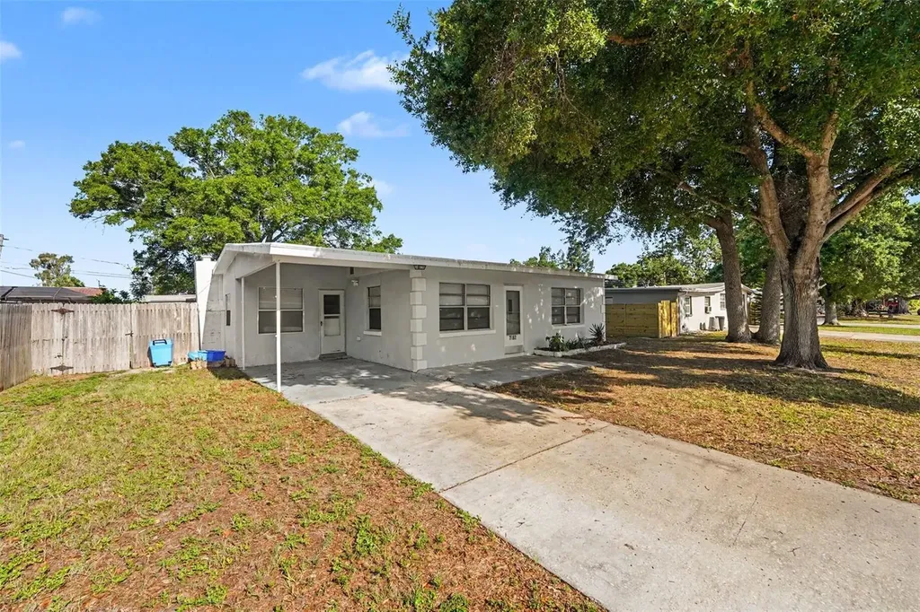 7062 47th Street N Pinellas Park FL 33781