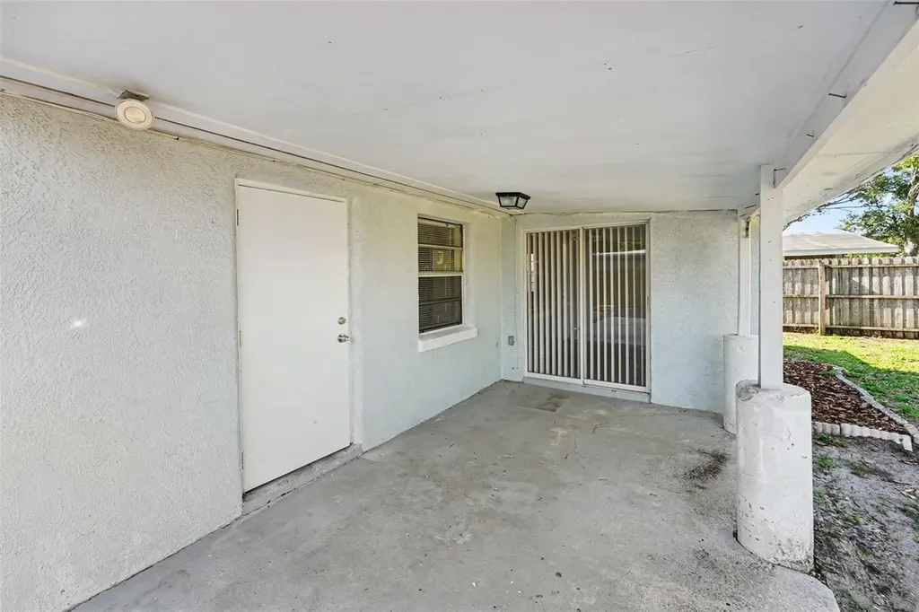 7062 47th Street N Pinellas Park FL 33781