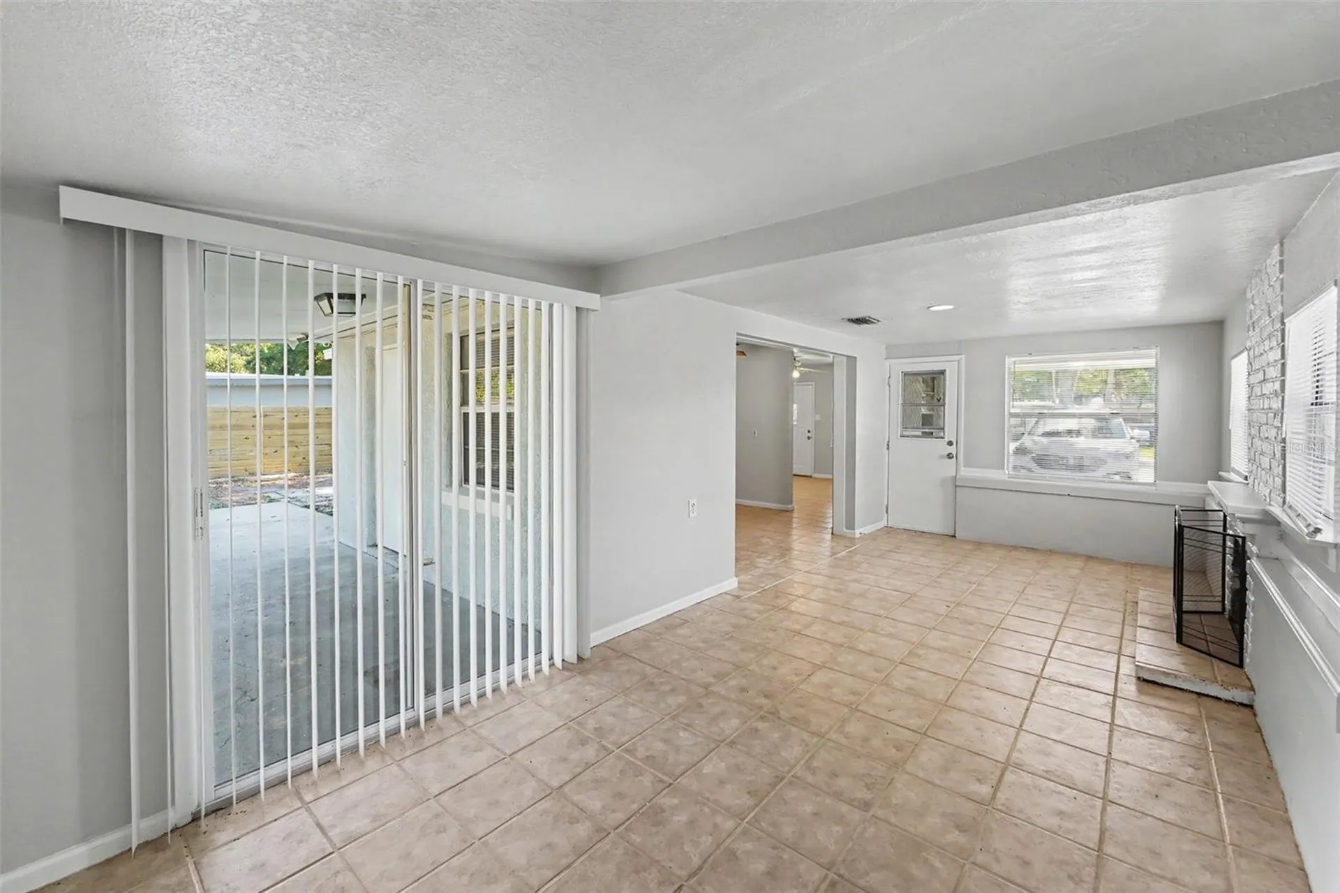 7062 47th Street N Pinellas Park FL 33781