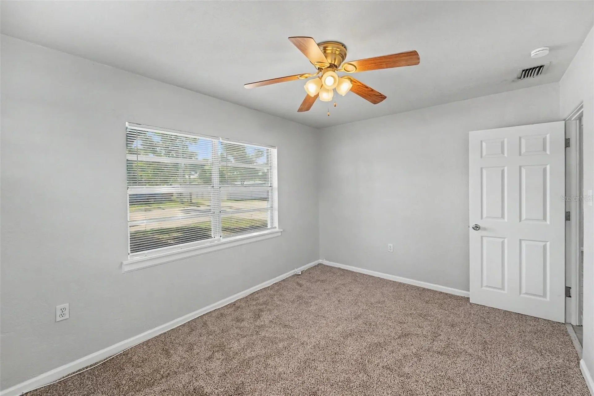 7062 47th Street N Pinellas Park FL 33781