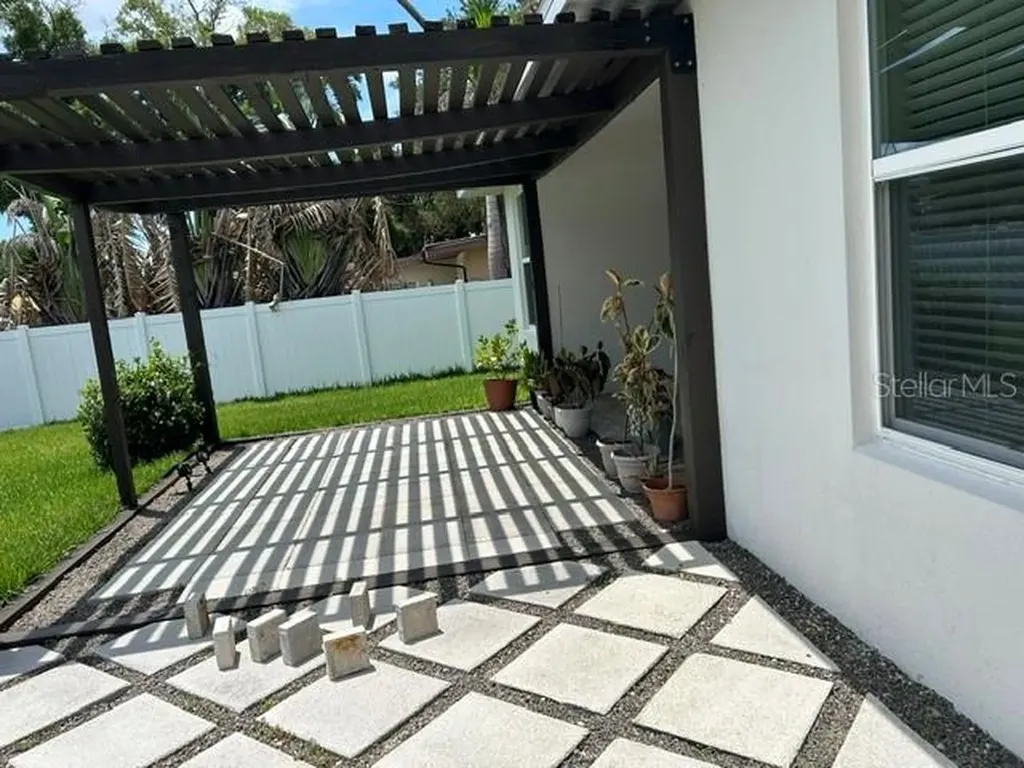 3875 S Fern Creek Avenue Orlando FL 32806