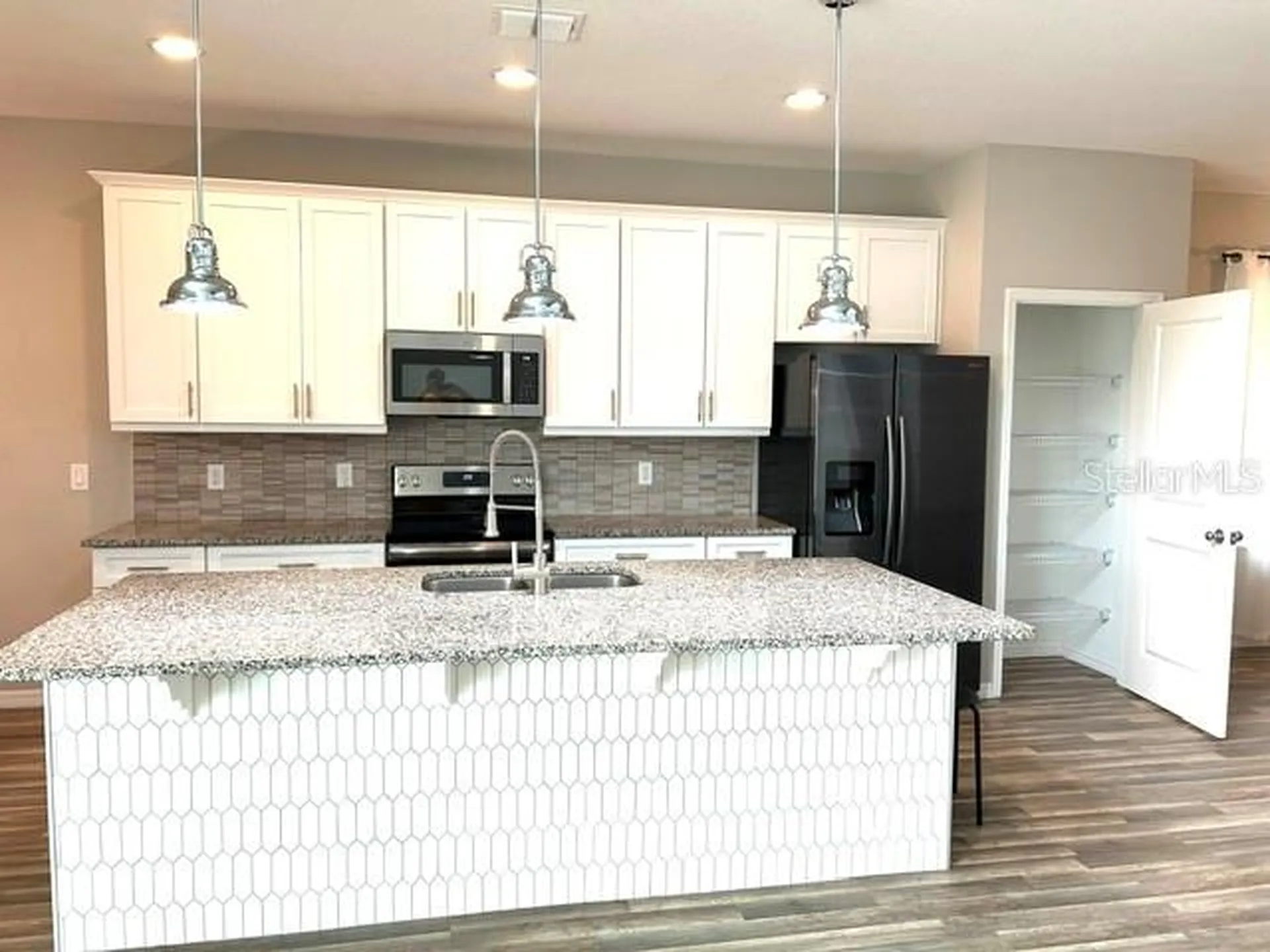 3875 S Fern Creek Avenue Orlando FL 32806