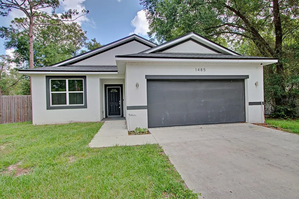 1485 1st Street Orange City FL 32763