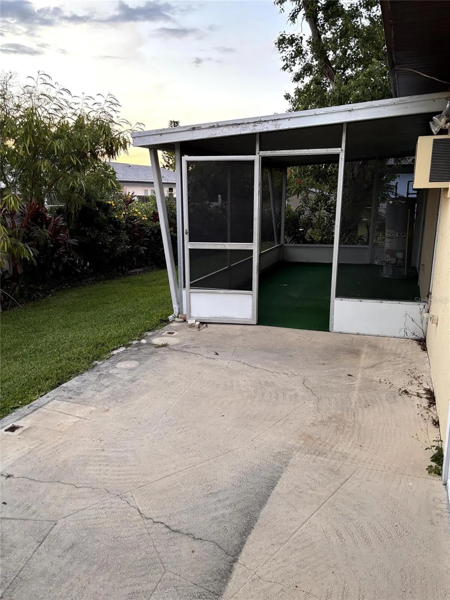 6016 18th Street NE St Petersburg FL 33703