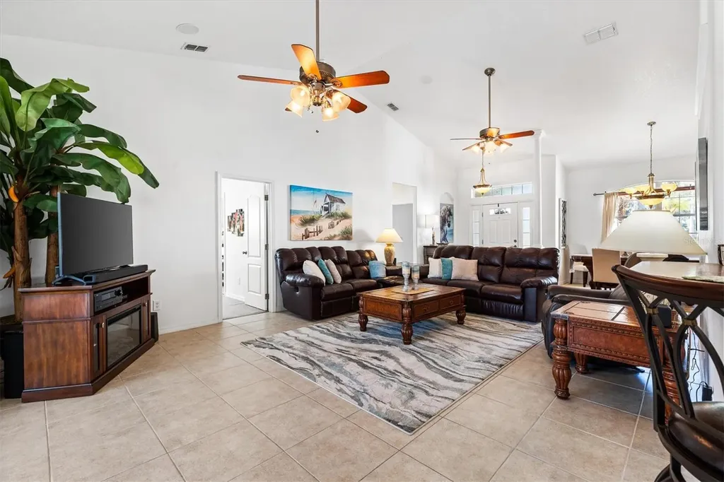 12107 Eagle Point Court Leesburg FL 34788