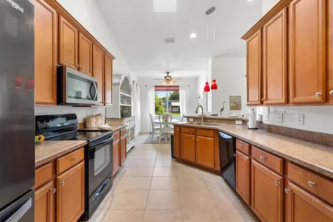 12107 Eagle Point Court Leesburg FL 34788
