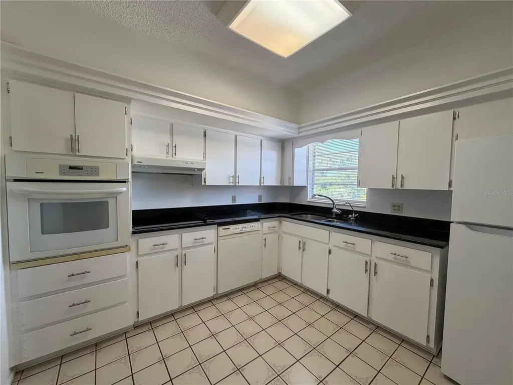 2383 Netherlands Drive Clearwater FL 33763