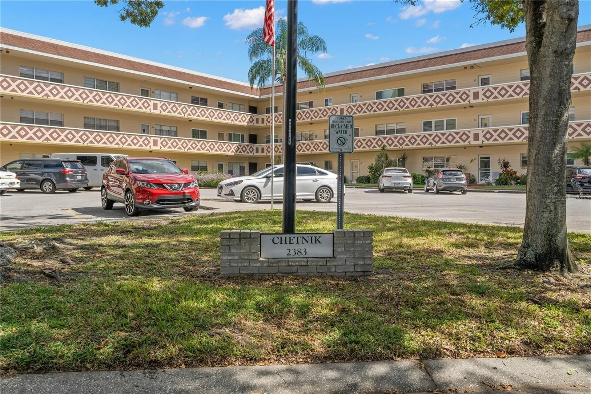 2383 Netherlands Drive Clearwater FL 33763
