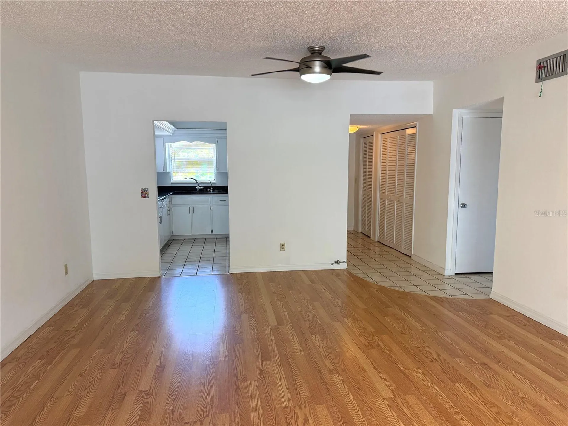 2383 Netherlands Drive Clearwater FL 33763