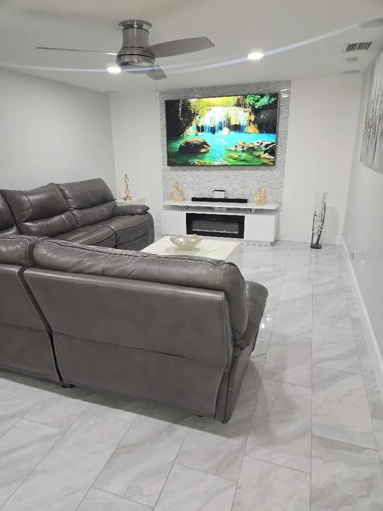 7002 Danewood Court Tampa FL 33615