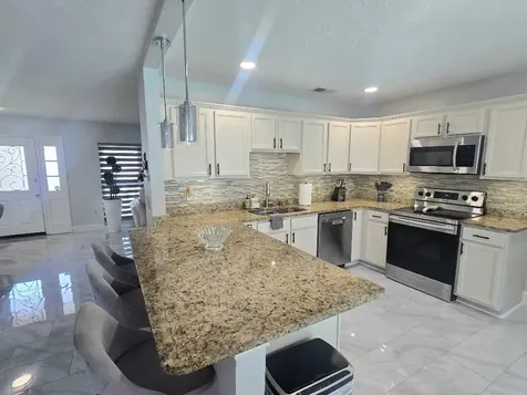 7002 Danewood Court Tampa FL 33615