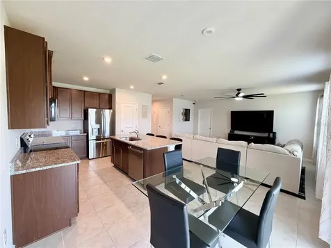 35550 Sparrow Nest Way Zephyrhills FL 33541