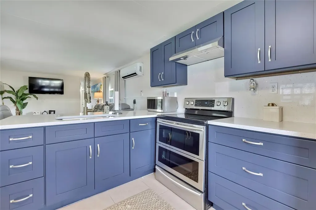 2630 N Comanche Point Crystal River FL 34429